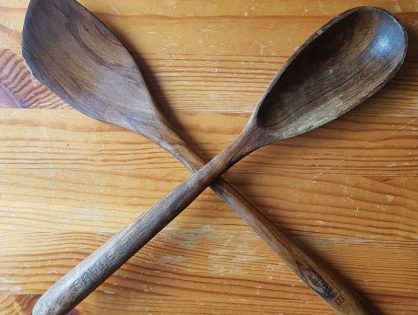 How to Restore Wood Kitchen Utensils
