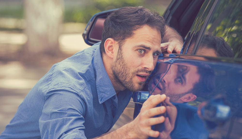 How to Clean Dirt and Oil Stains From Your Car Exterior